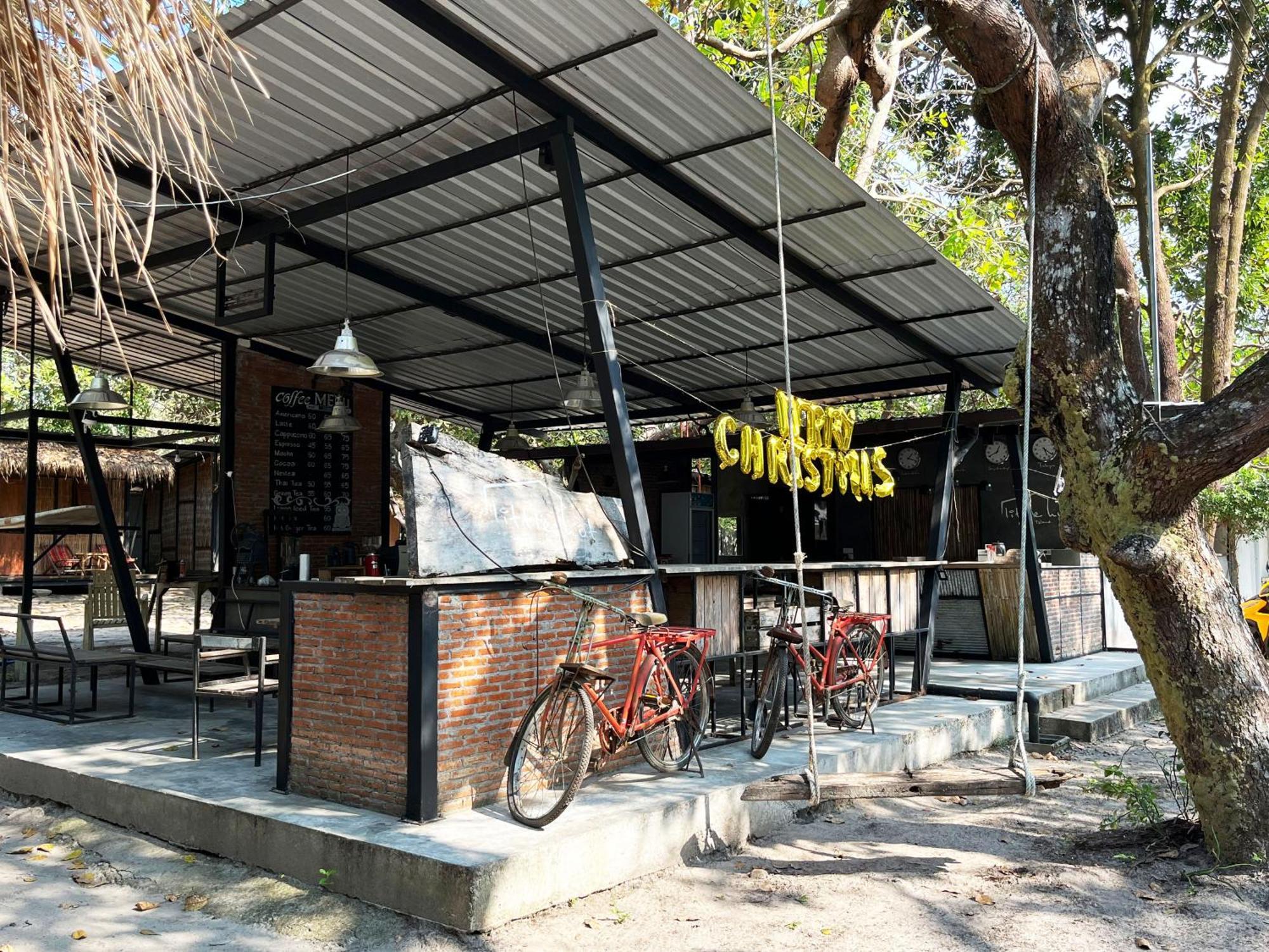 Little Hut Hotel Koh Phayam Exterior photo