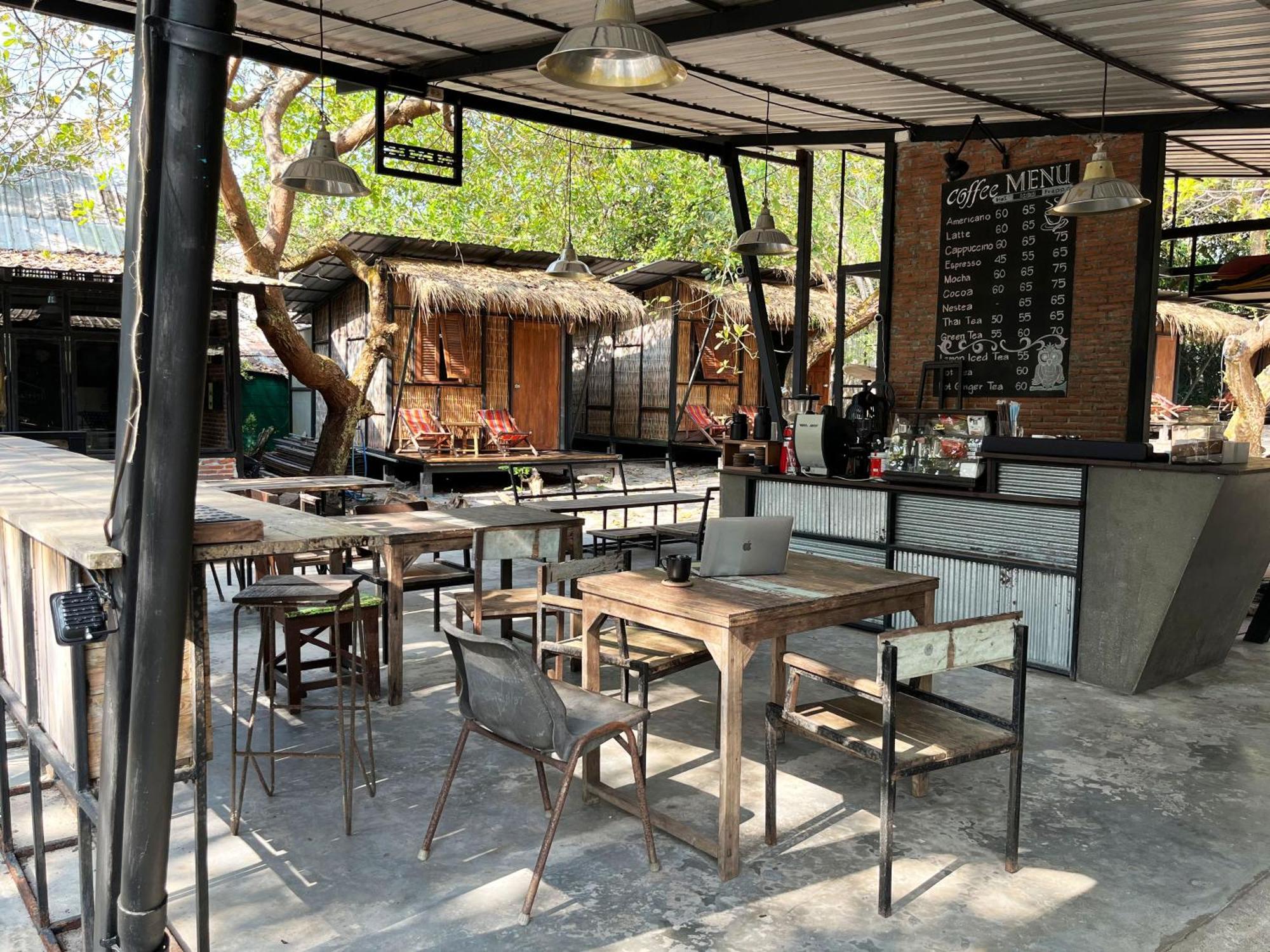 Little Hut Hotel Koh Phayam Exterior photo