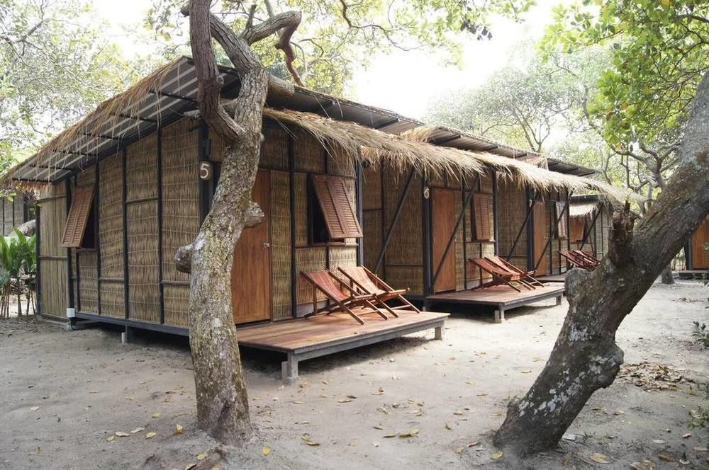 Little Hut Hotel Koh Phayam Exterior photo